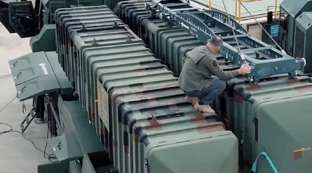 Savunma sanayiinin yeni balistik füze testi başarılı oldu