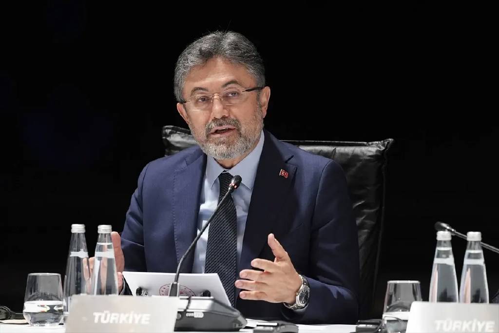 "1 yılda 550 milyon fidan ve tohum ekilecek"