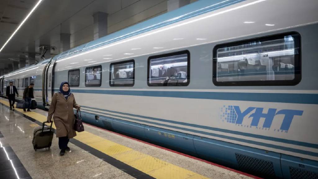 Ankara YHT Garı 40 milyondan fazla yolcuyu ağırladı