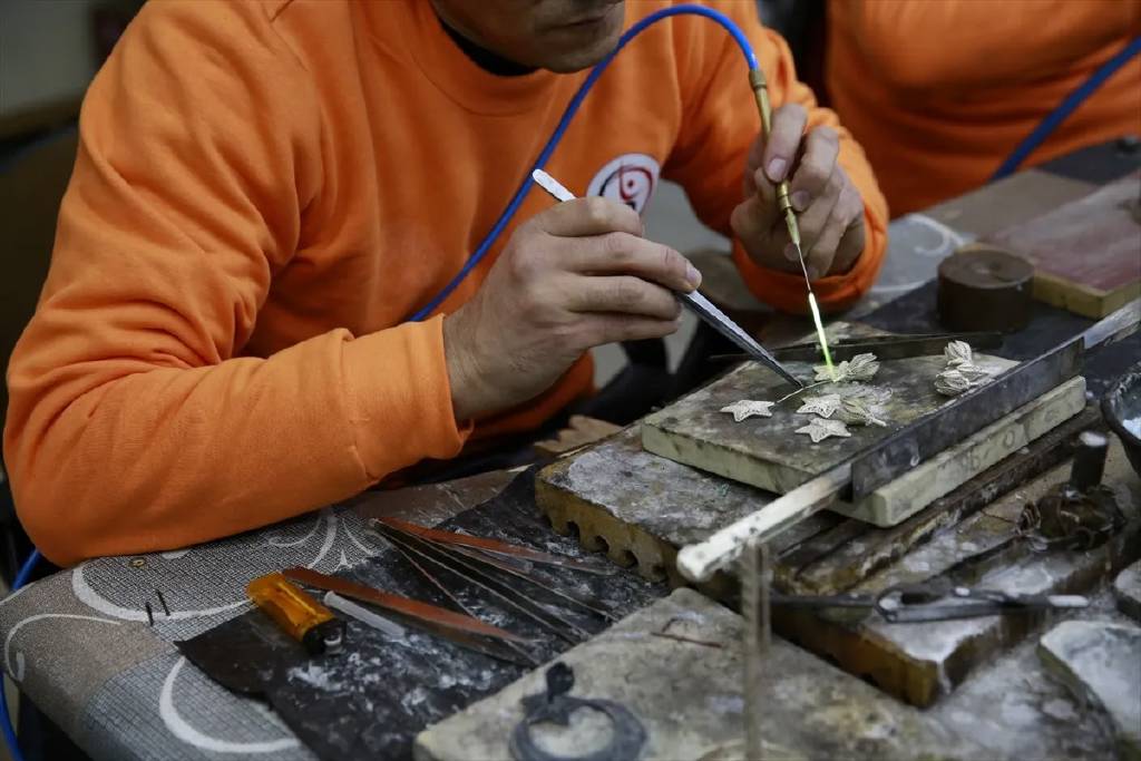 Ceza İnfaz Kurumlarında 70 bin hükümlü üretim yapıyor