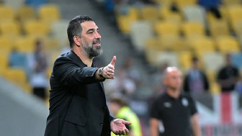 Arda Turan'ın rotasyon kararı Ukrayna'da tepki çekti