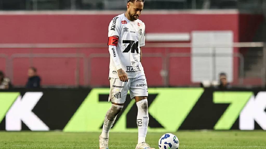 Neymar'ın 2026 Dünya Kupası belirsizliği sürüyor