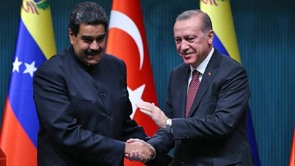 "Maduro devrilirse, Türkiye'ye sığınacak