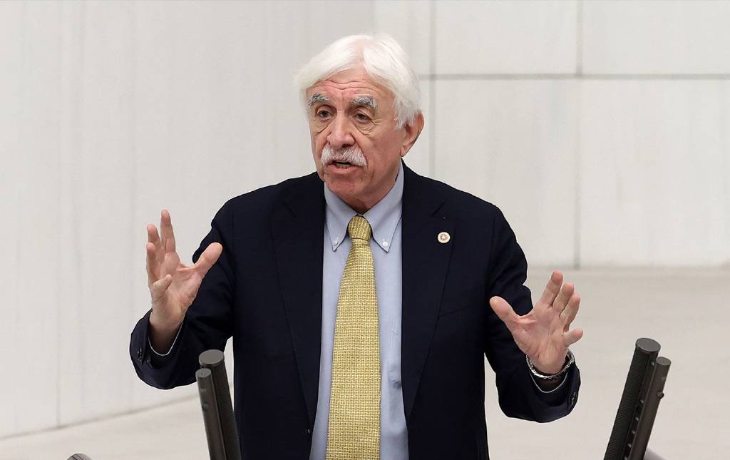 "Demirtaş saatler içinde tahliye olabilir"