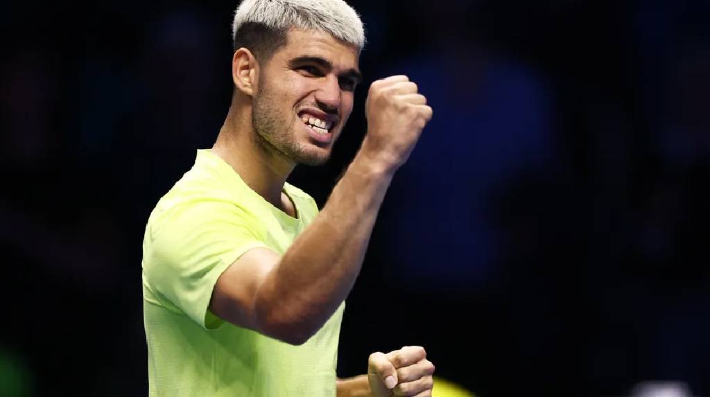 Carlos Alcaraz'dan ATP Finalleri'nde 2'de 2