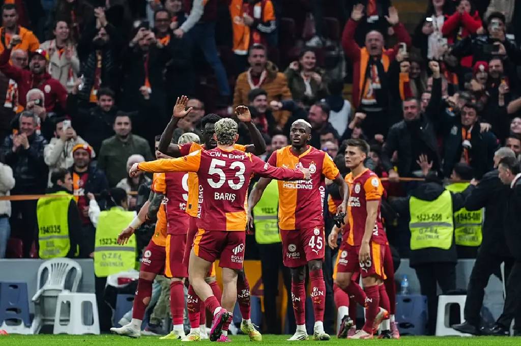 Galatasaray - Başakşehir, ZTK heyecanı başlıyor