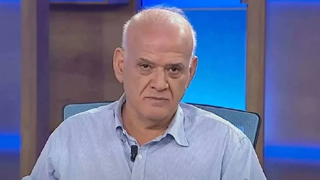 Ahmet Çakar kalp krizi şüphesiyle hastaneye kaldırıldı