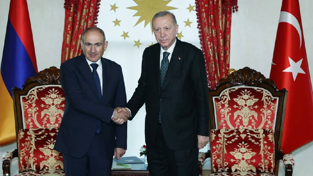 "Türkiye ile anlaşmamız şart"