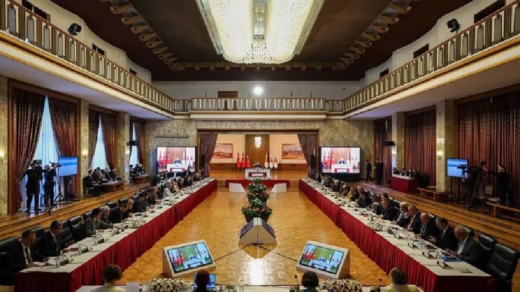 Feti Yıldız: "İmralı'daki görüşmeler olumlu geçti"