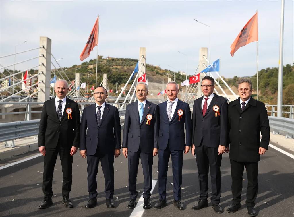 "Antalya'ya 244,6 milyar TL yatırım gerçekleştirdik"