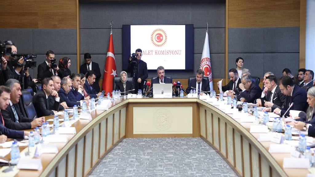 11. Yargı paketi adalet komisyonunda kabul edildi