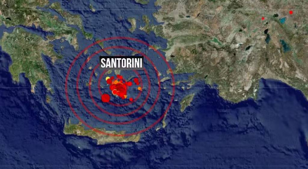 Santorini açıklarında 5.1 büyüklüğünde deprem!