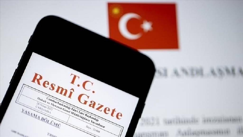 Karar Resmi Gazete'de! Cumhurbaşkanı Erdoğan imzaladı, iki yeni başdanışman atandı…