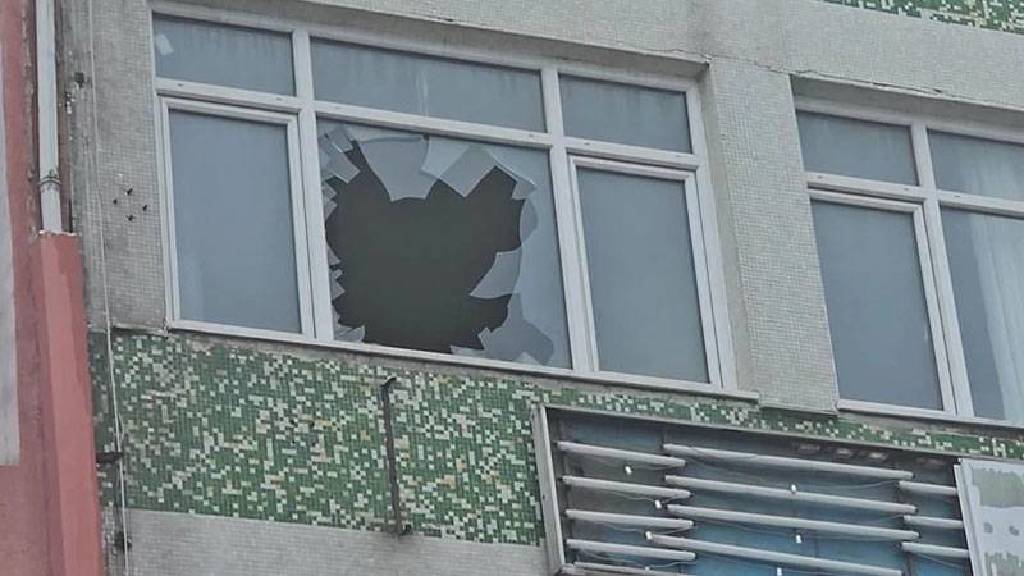 İstanbul'da korkunç olay! Uyuşturucu etkisindeyken dövdükleri arkadaşlarını camdan attılar...