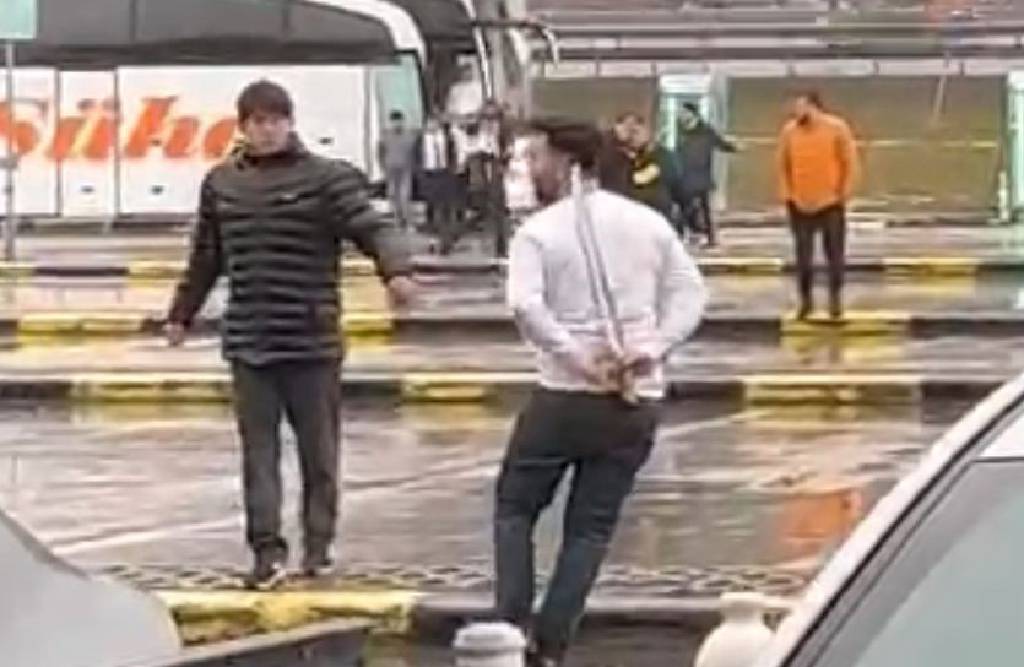 Ankaragücü'nün iki taraftar grubu, birbirine girdi! 1'i ağır 7 yaralı…
