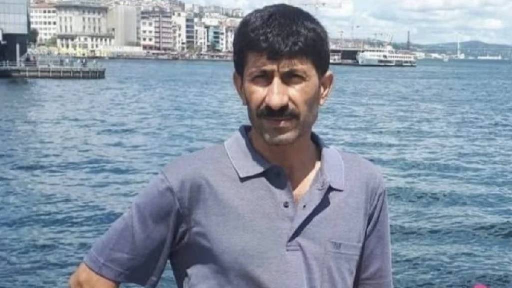 Öz oğlu tarafından sokak ortasında öldürüldü!