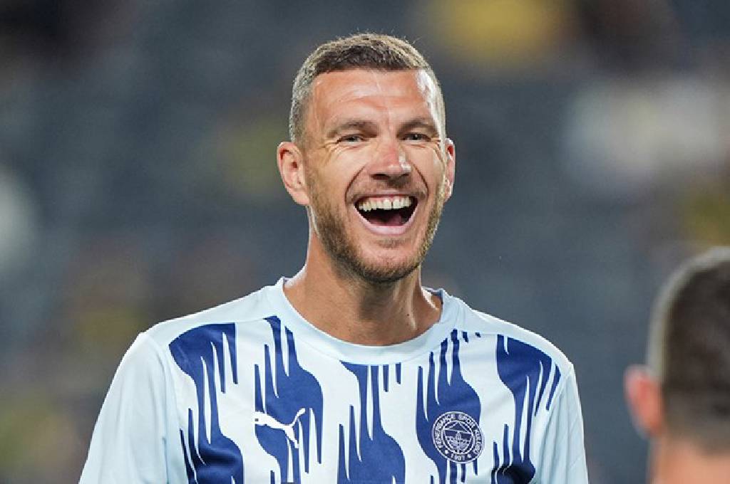 Dzeko'nun geleceği merak konusu oldu