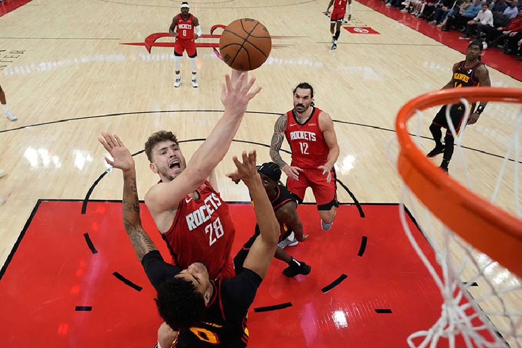  Alperen Şengün 18 sayı attı, Houston hata yapmadı
