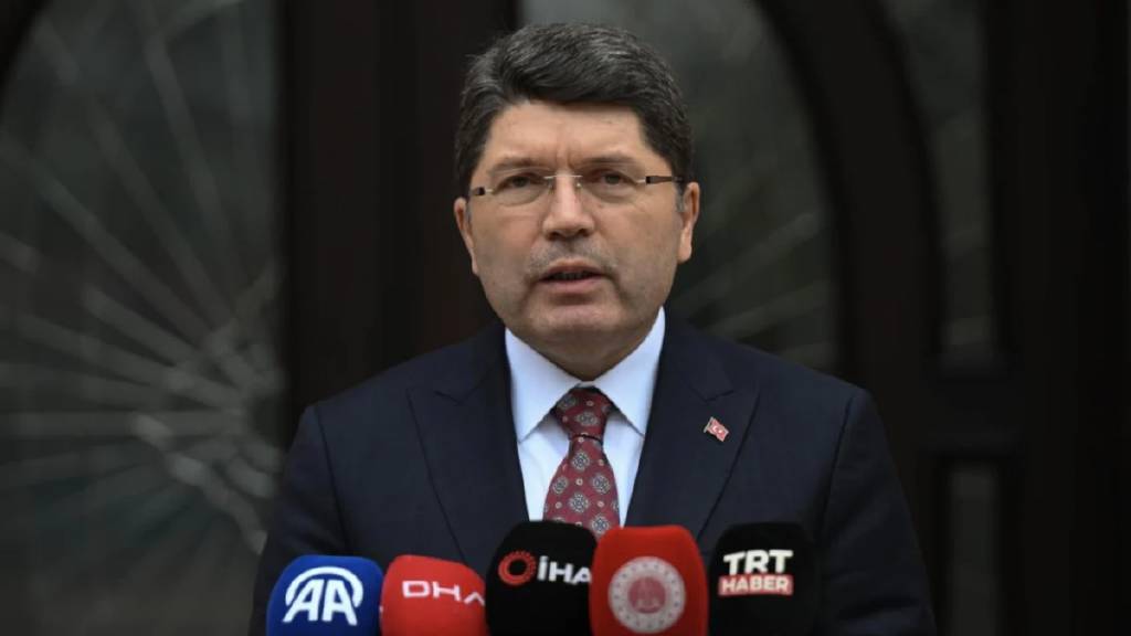 Bakan Tunç’tan İmralı başvurusu ile ilgili açıklama