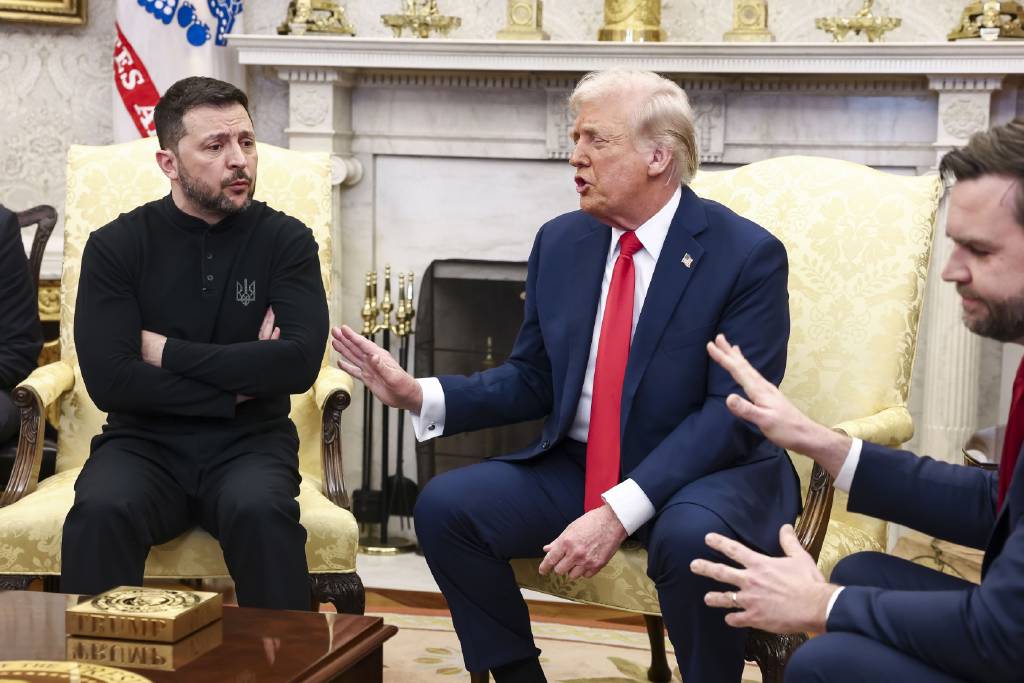 Beyaz Saray'da tarihi gerginlik! Dünya, Trump ve Zelensky'i konuşuyor…