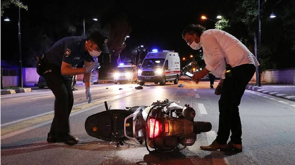 Bakan Yerlikaya: "Kazaların yüzde 52’sine motosiklet türü araçlar karışmaktadır"
