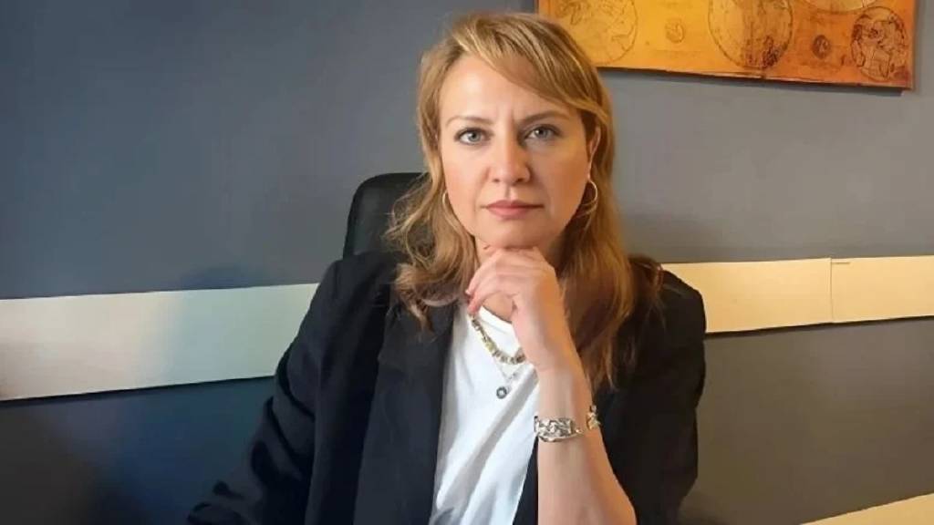 Hakkında yakalama kararı vardı! Şişli Belediye Başkan Yardımcısı Ebru Özdemir teslim oldu