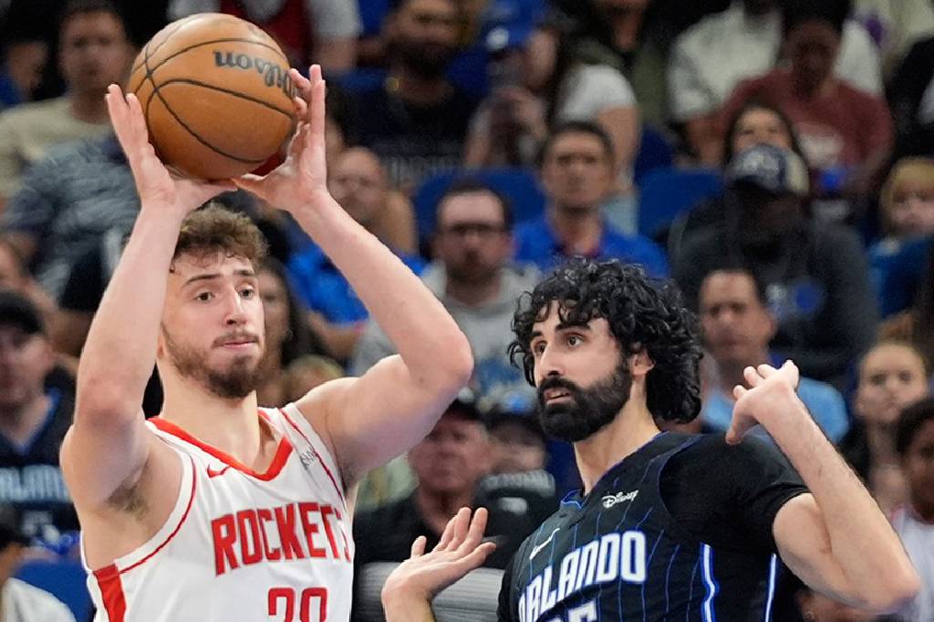 Alperen Şengün, Rockets'ı taşımaya devam ediyor