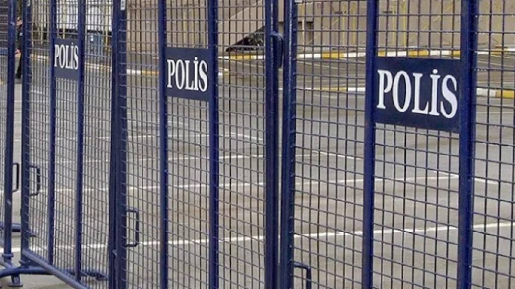 İzmir'de toplantı ve gösteri yürüyüşlerine geçici yasak!