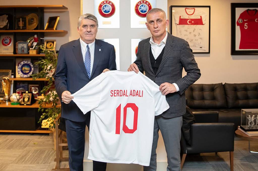 Beşiktaş'tan yabancı hakem için TFF ile görüşme
