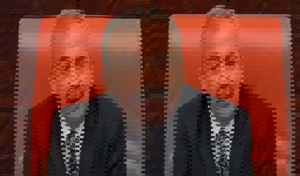 Sırrı Süreyya Önder kalp krizi geçirdi! Kritik ameliyat sürüyor...