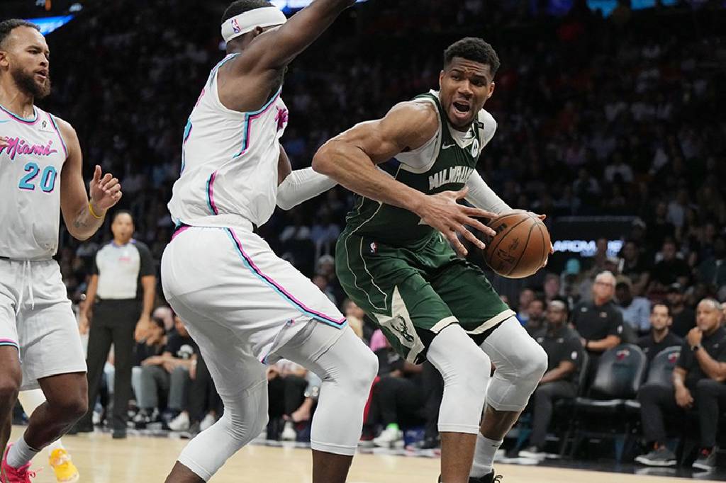 Antetokounmpo, etkileyici performansla galibiyetin mimarı oldu