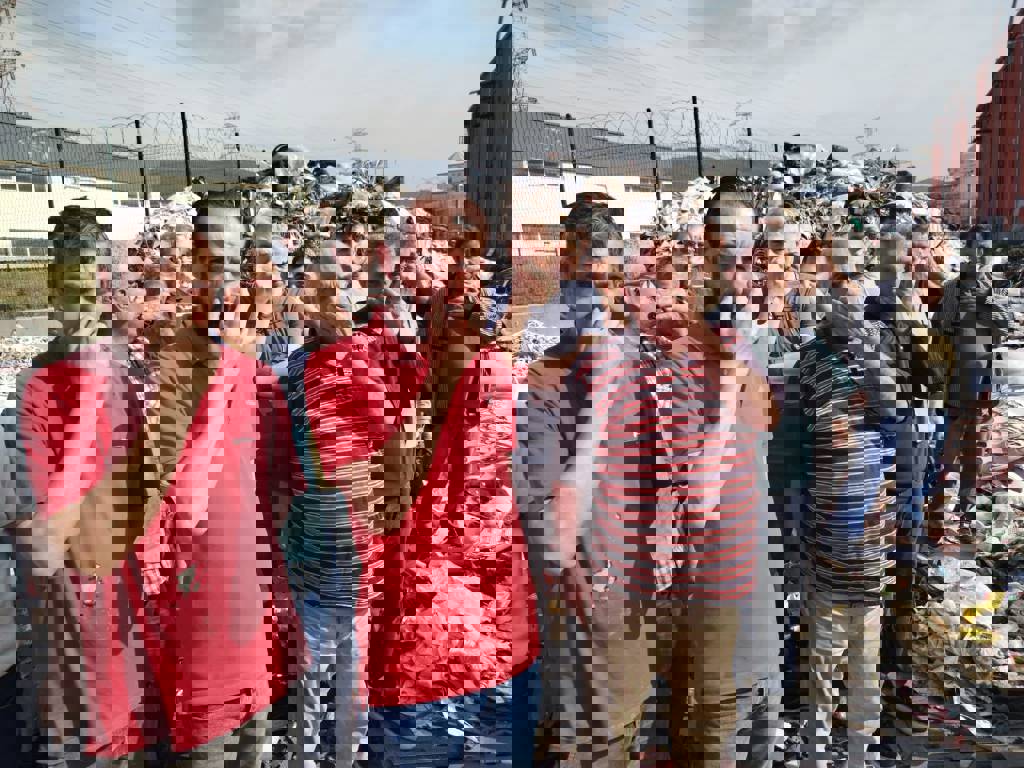 Hindistan değil, İzmir! Çöp dağları, hem mağdur ediyor hem de endişelendiriyor…