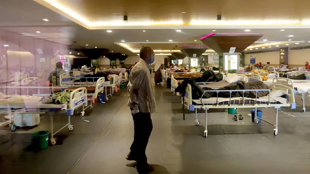 Hindistan'da kertenkeleden zehirlenen 65 öğrenci hastaneye kaldırıldı