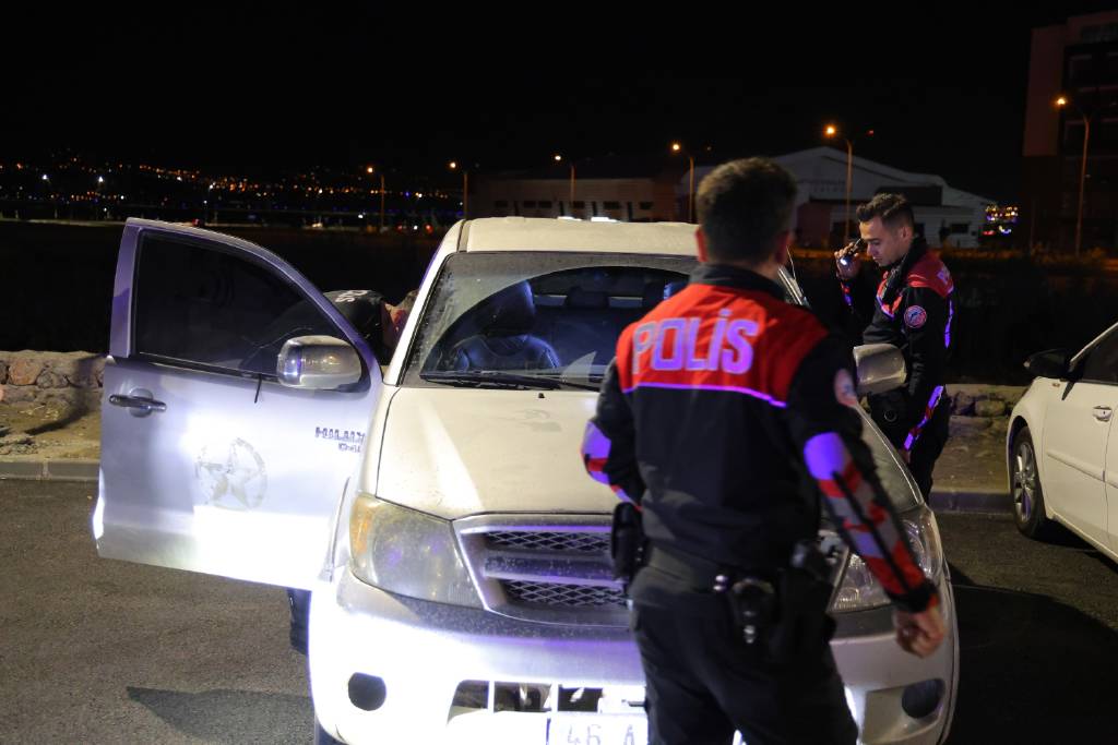 Başkasına ateş etti, 16 yaşındaki kardeşini öldürdü
