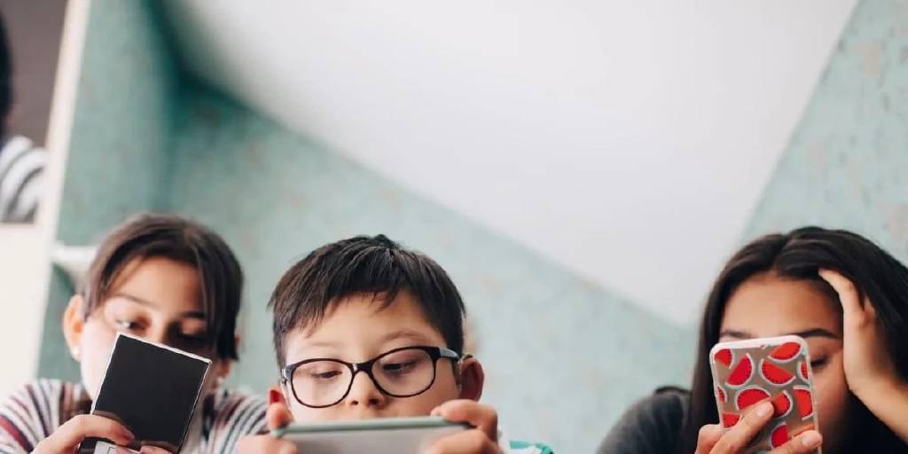 15 Yaşından küçüklere sosyal medya yasağı gündemde