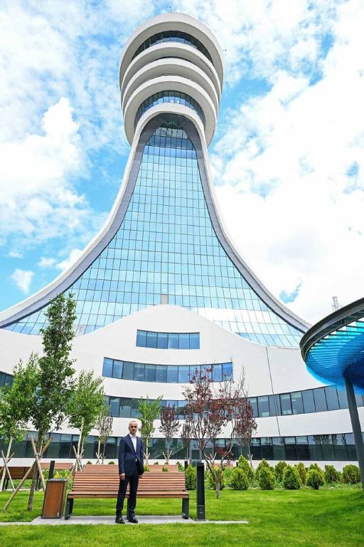 Esenboğa Havalimanı'na yeni pist ve kule geliyor