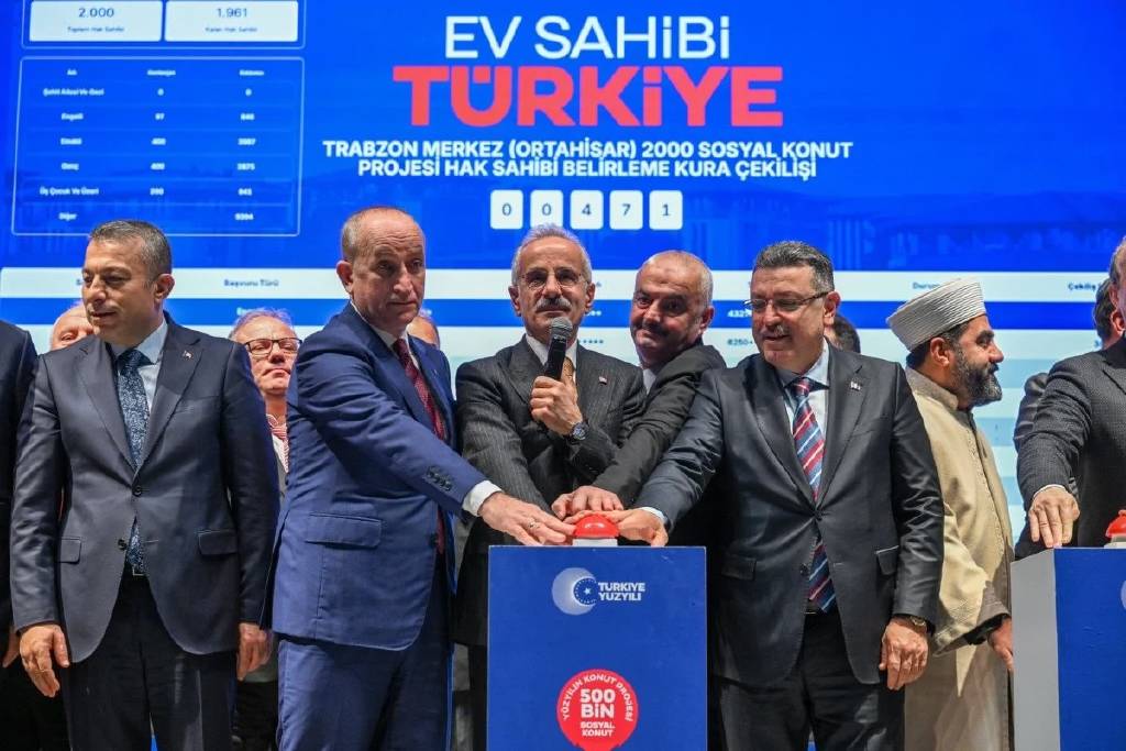 Trabzon-Ankara arası YHT ile 4,5 saate düşecek