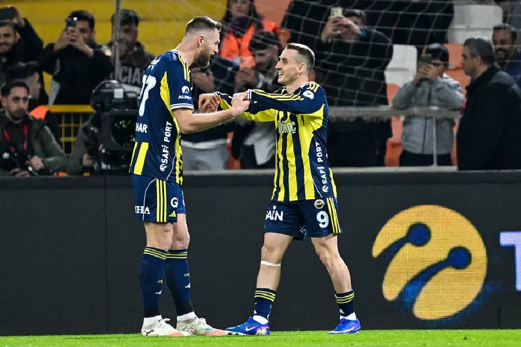 Finalin adı: Galatasaray - Fenerbahçe