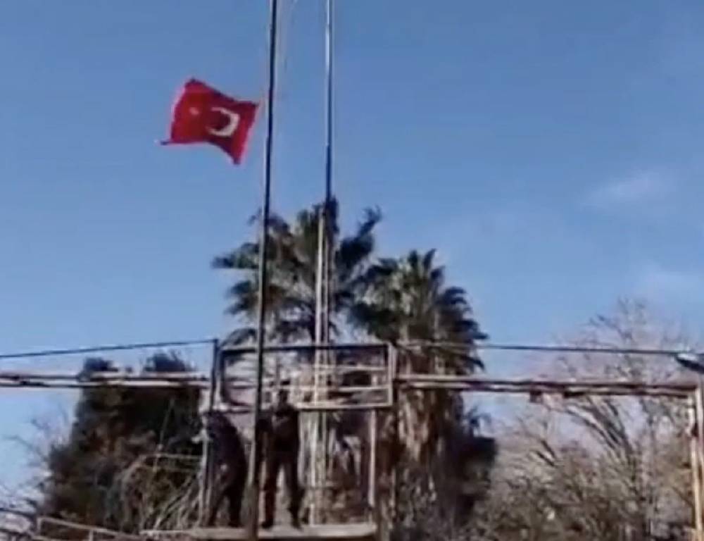 Nusaybin'de Türk Bayrağının indirilmesi tepki topladı