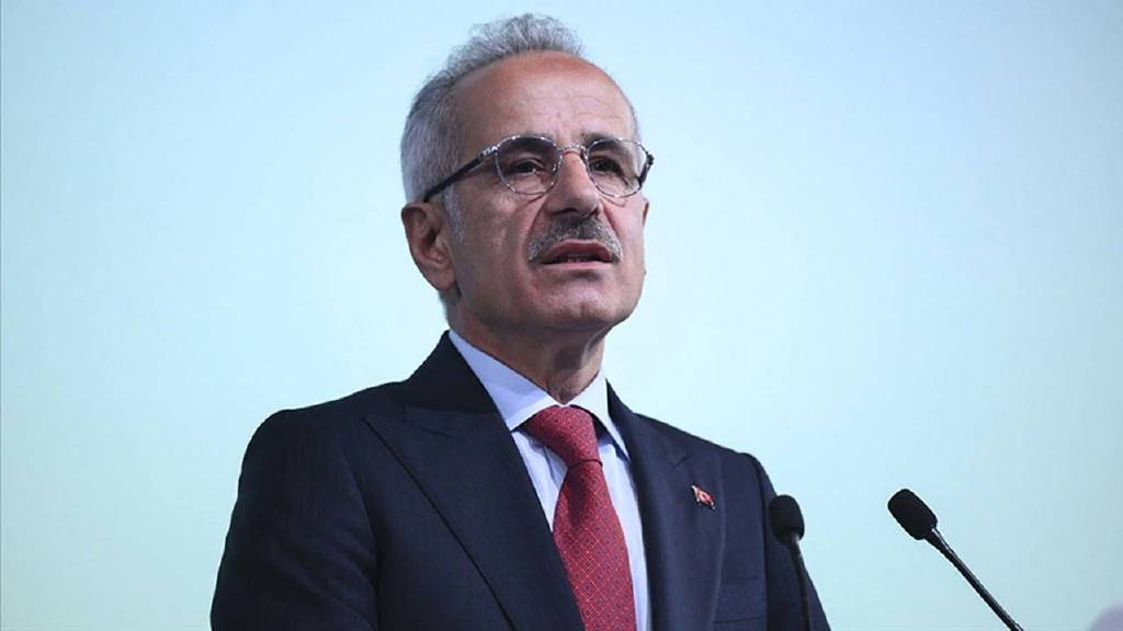 Bakan Uraloğlu açıkadı: "58 bini aşkın levha kaldırıldı"