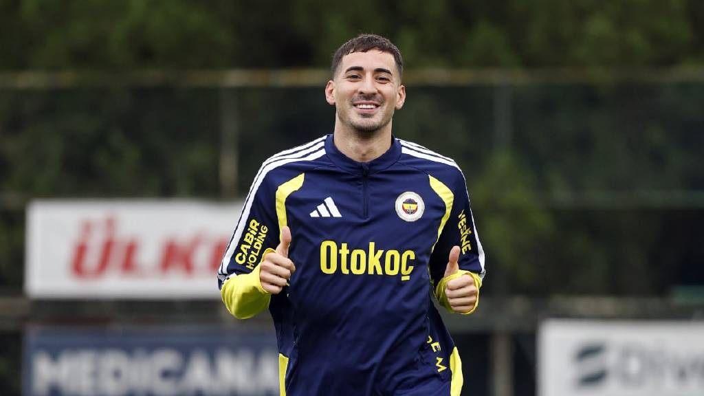 Fenerbahçe'de Mert Müldür bireysel çalışmalara başladı