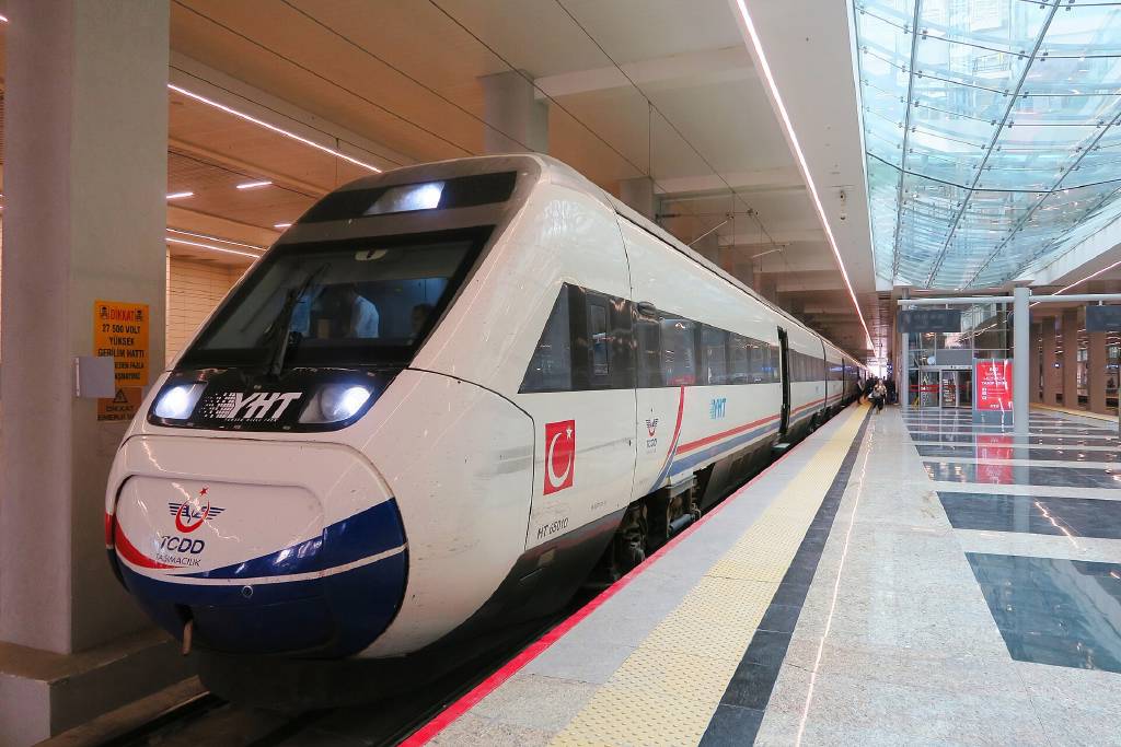 Ücretsiz tren yolculuğunda 29 Ekim'de dijital doğrulama başlıyor
