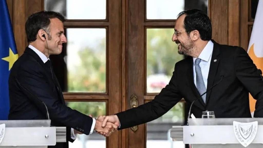 GKRY ile Fransa arasındaki savunma anlaşması Rum Meclisinde