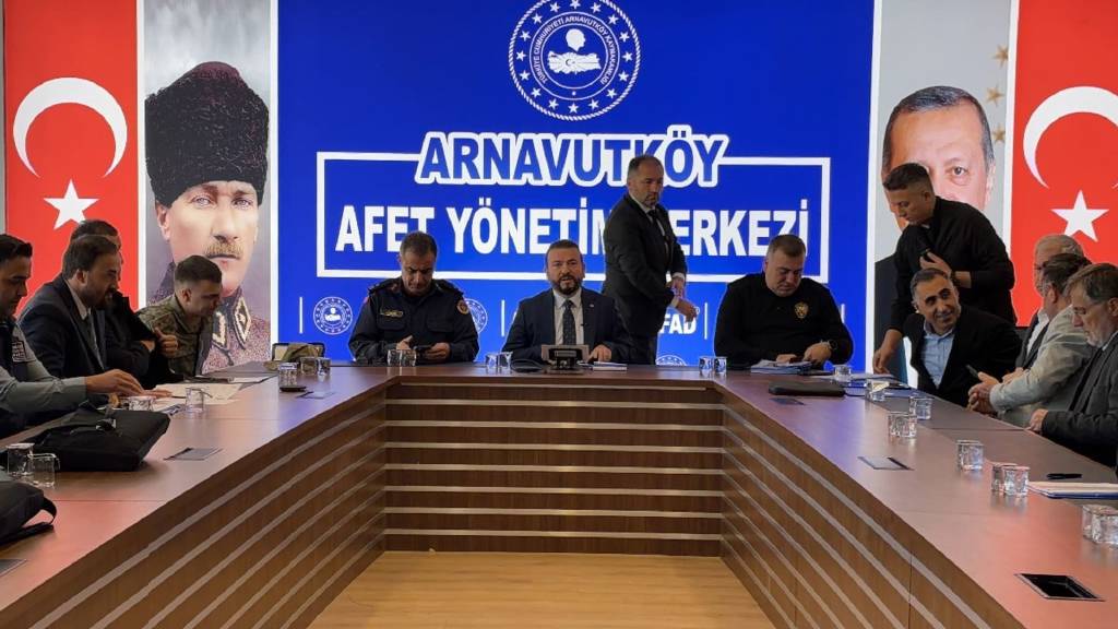 İstanbul'da 7,5 büyüklüğünde deprem tatbikatı: Kriz masaları kuruldu