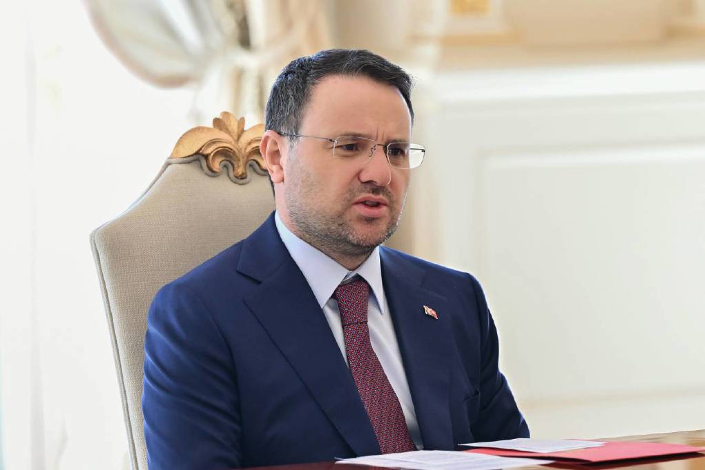 Bakan Gürlek: 8 ayda 7 bin 818 operasyonda 32 bin 882 şüpheli tutuklandı