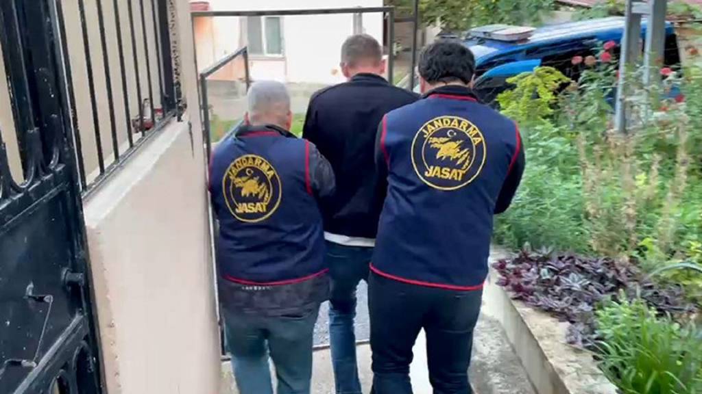 Nevşehir merkezli dolandırıcılık operasyonu: 12 gözaltı