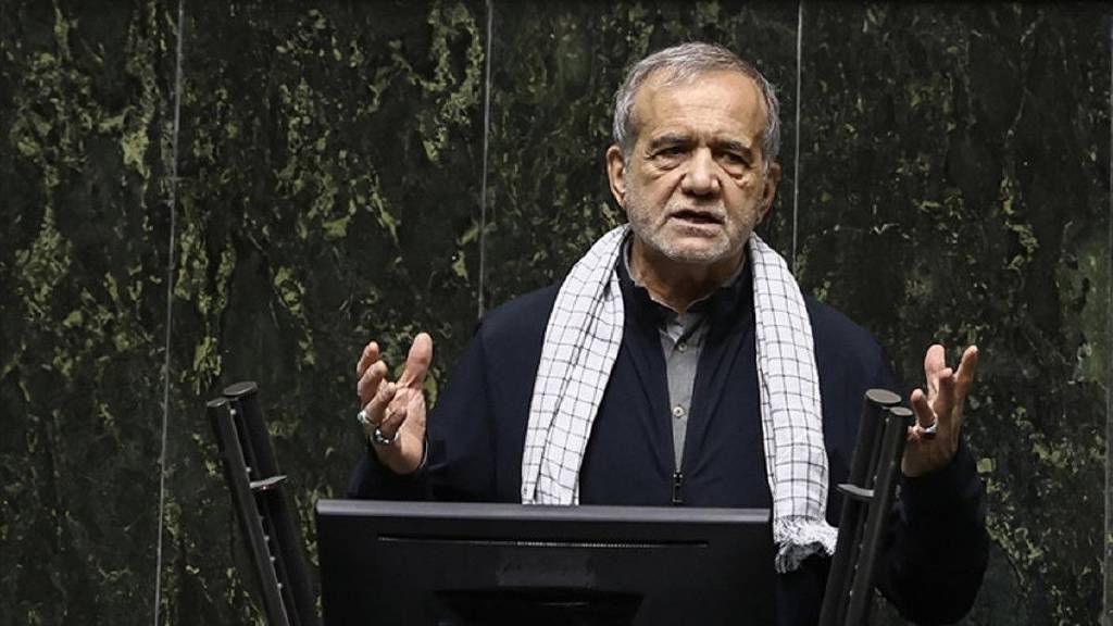 Pezeşkiyan'dan Mekke İttifakı'na yeşil ışık: Katılmaya hazırız