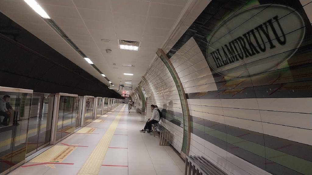 M5 metrosunda patlama: Ihlamurkuyu'da seferler durduruldu