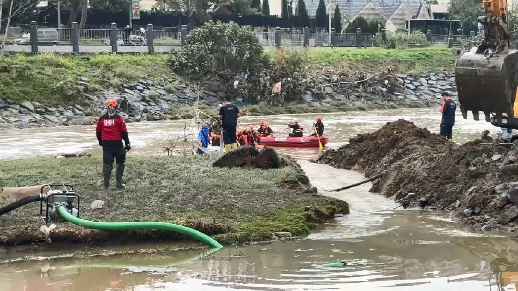 Sarıyer'de kayıplar için 20 kilometrelik alanda arama sürüyor