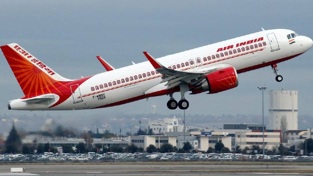 Air India uçağı kaçırılma alarmı sonrası Jaipur'a acil iniş yaptı